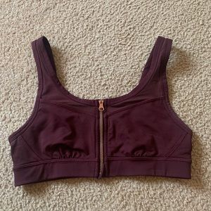 Lululemon “Drop It Like It’s Hot” sports bra